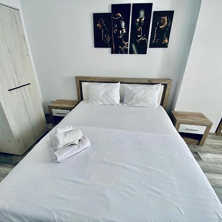 Ultracentral Lazar Residence Iasi Ngoại thất bức ảnh