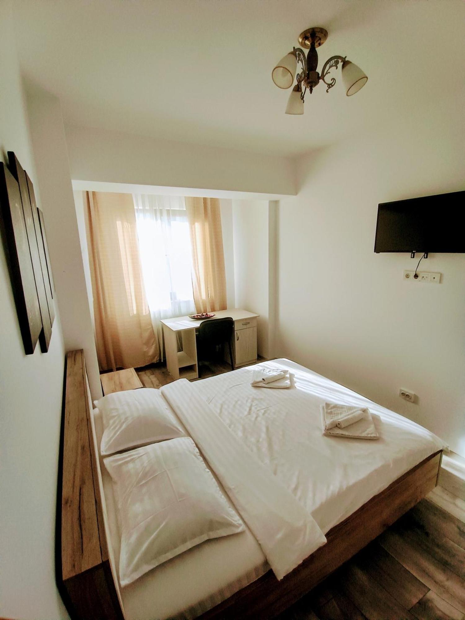 Ultracentral Lazar Residence Iasi Ngoại thất bức ảnh