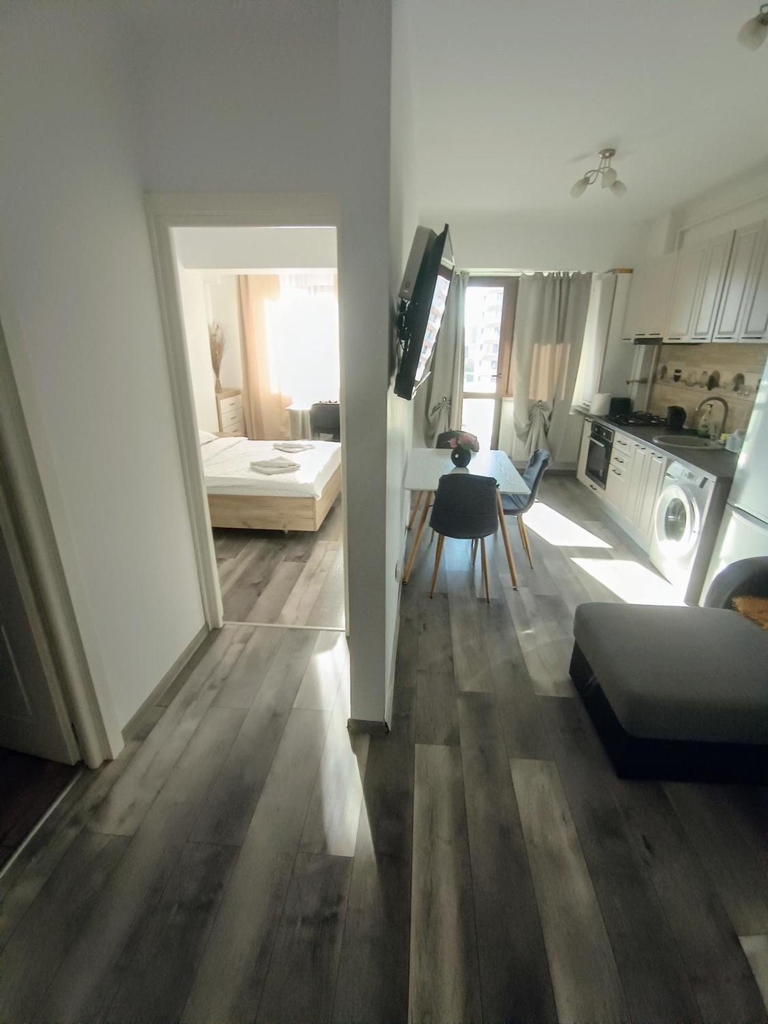 Ultracentral Lazar Residence Iasi Ngoại thất bức ảnh